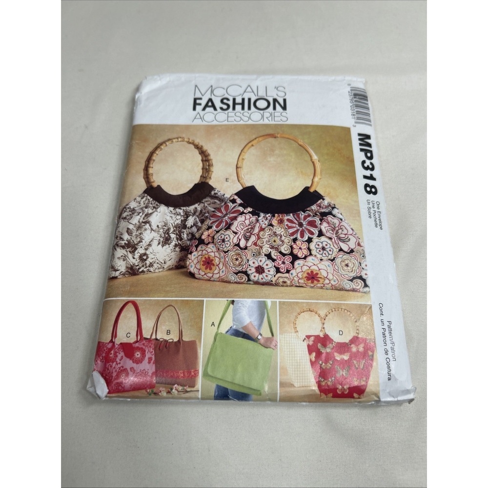 Uncut McCALL'S MP318 Retro BAMBOO HANDLED TOTES HANDBAGS Vintage Pattern 2003